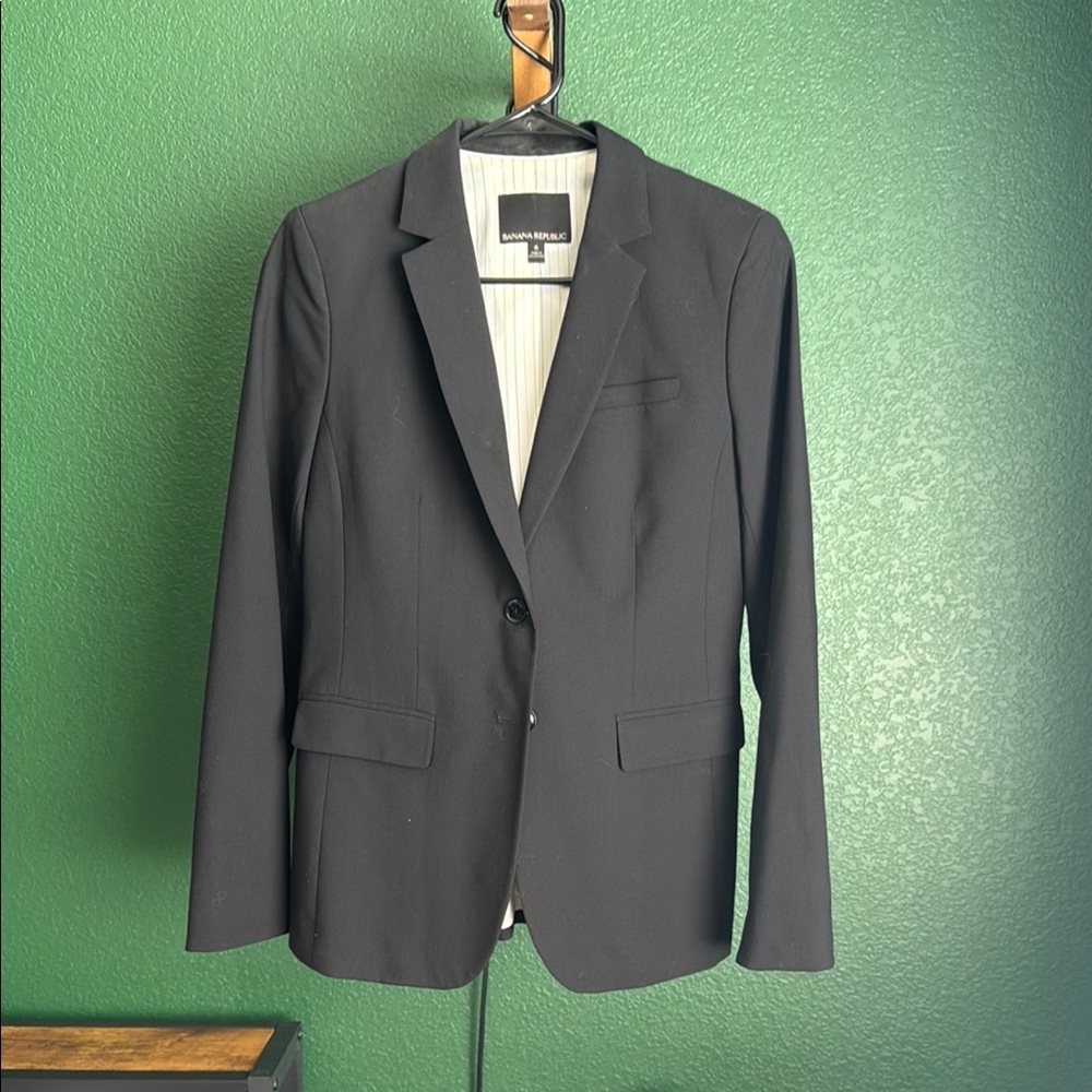 Banana Republic Black Sport Coat with Notched Lapel